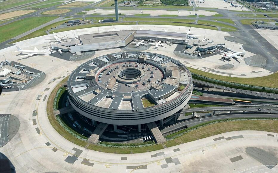 Plateforme aéroportuaire de RoissyCharlesde Gaulle CME INGENIERIE